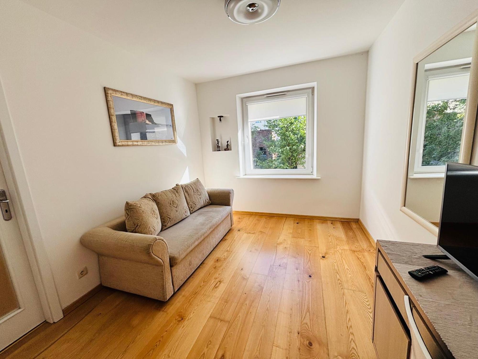 Aurora Apartment